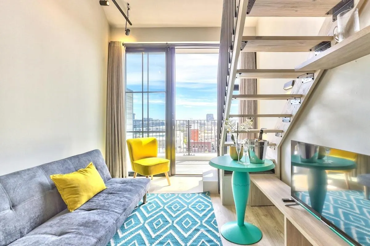 Loft Style Apartment In Of The Heart Of East City. Views&Balcony Cape Town